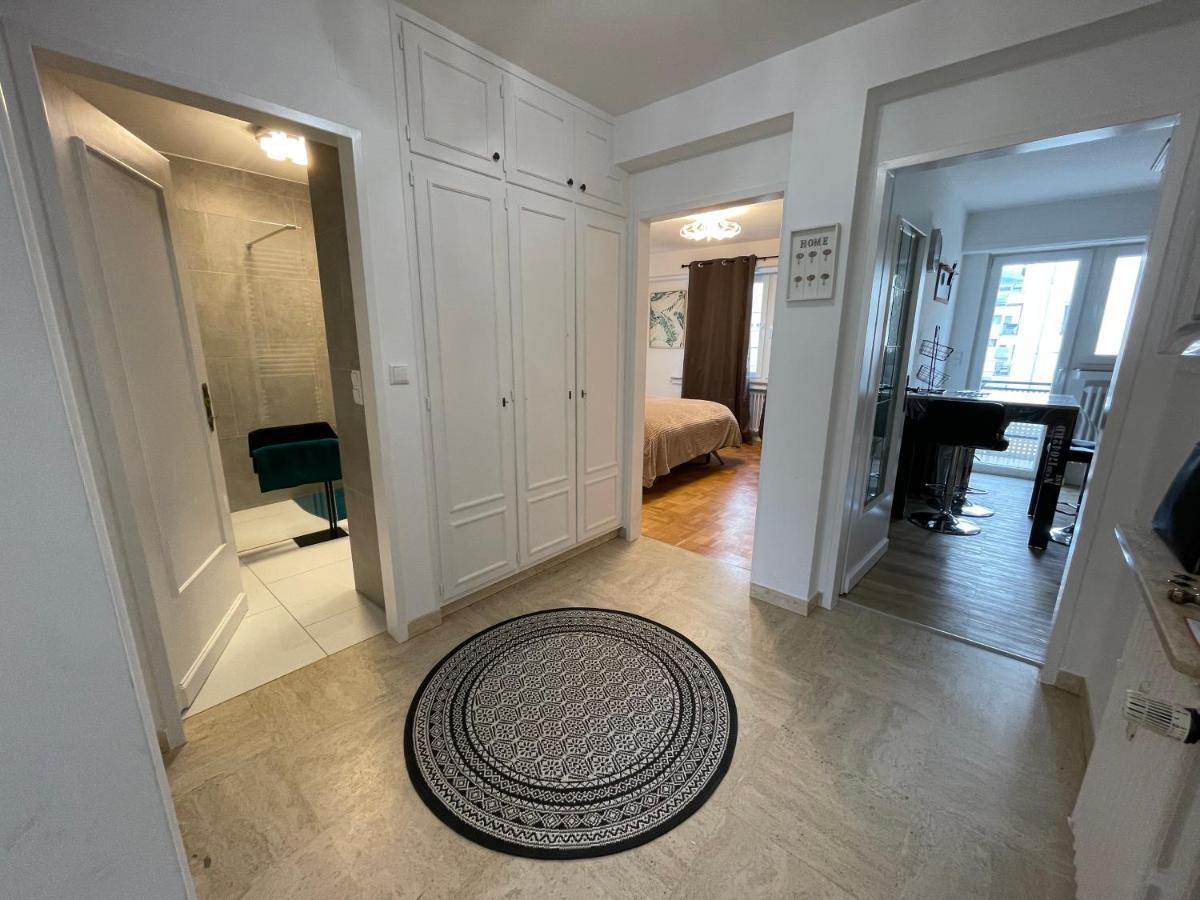 Bonnevoie, Charmant Appartment Avec Parking Prive Lussemburgo Esterno foto